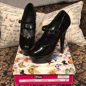 Pleaser platform Mary Jane’s